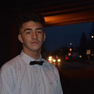 Meet your Posher, Zakary